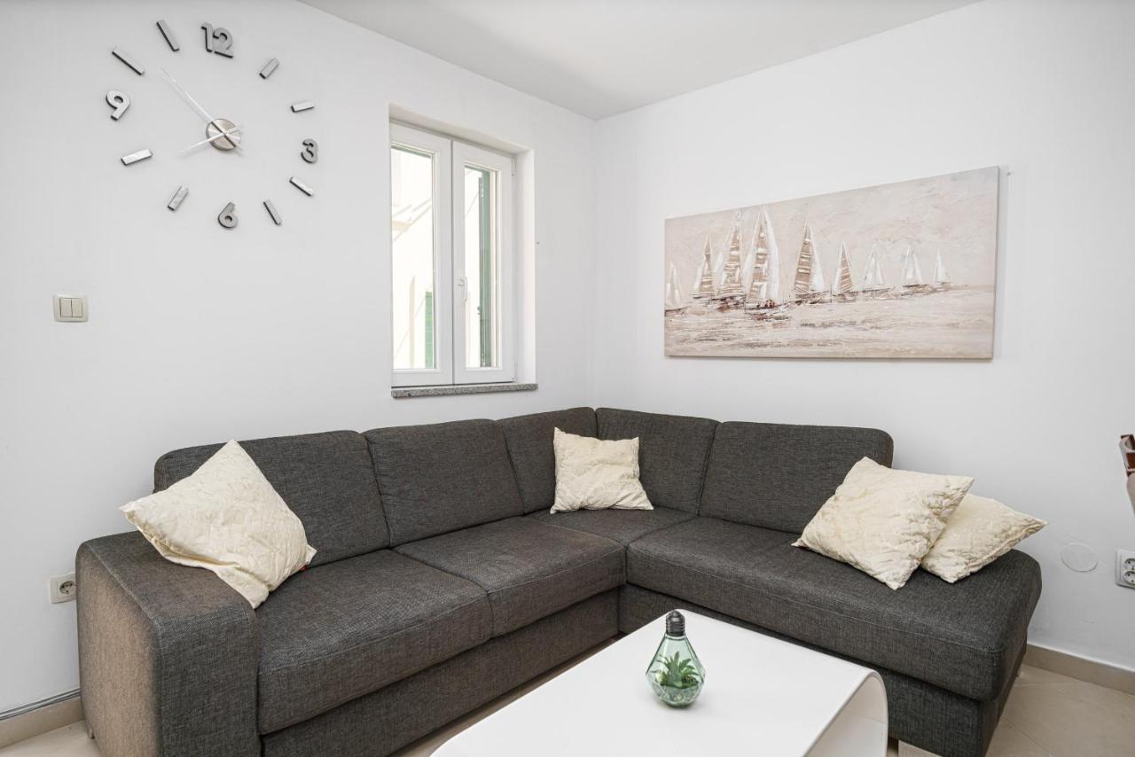 Villa Pia Vodice Esterno foto